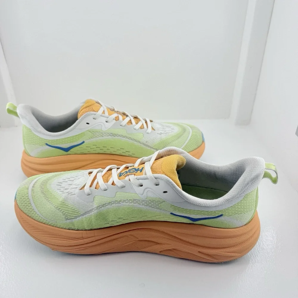 Hoka One One hoka skyflow